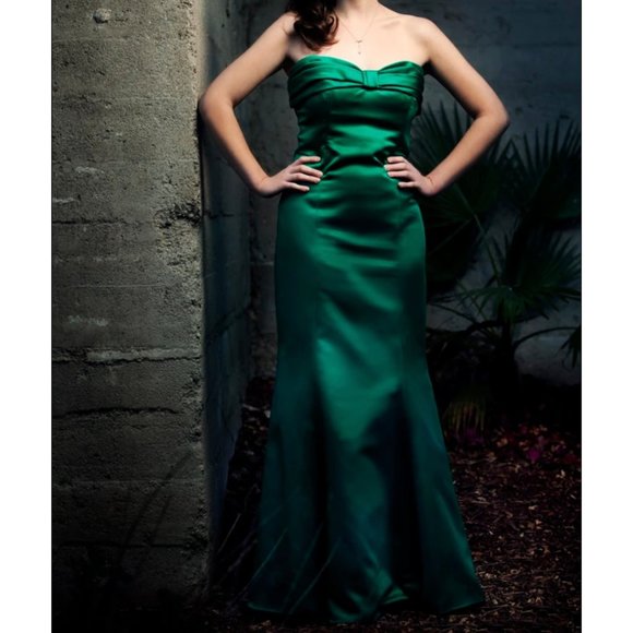 Badgley Mischka Satin Strapless Mermaid Gown with Bow Detail, Green - 4 - Picture 1 of 4